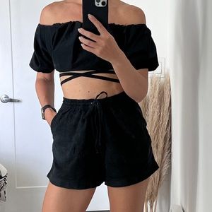 linen shorts.  size s.  Very good condition.  H&M